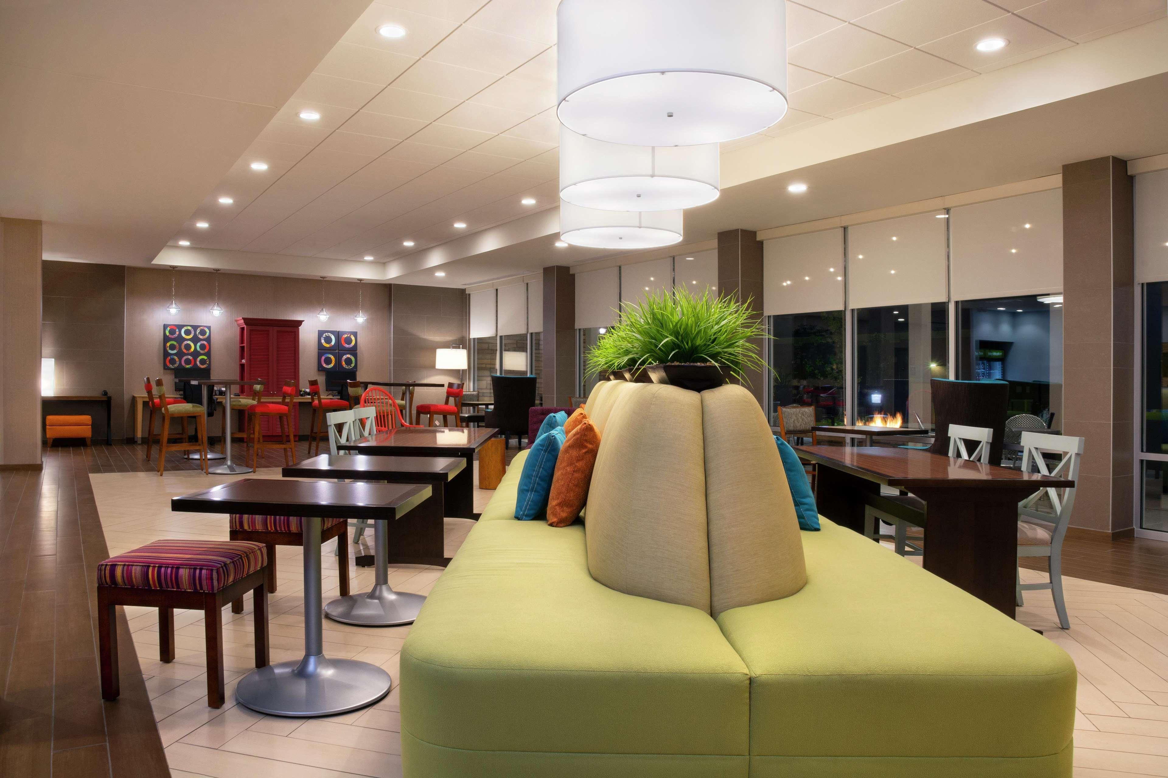 Home2 Suites By Hilton Indianapolis Greenwood Extérieur photo